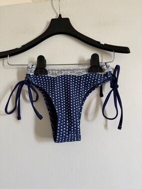Seamolly Blue White Polka Dot Lace Trim Side Tie Swim Bikini Bottoms size XS EUC